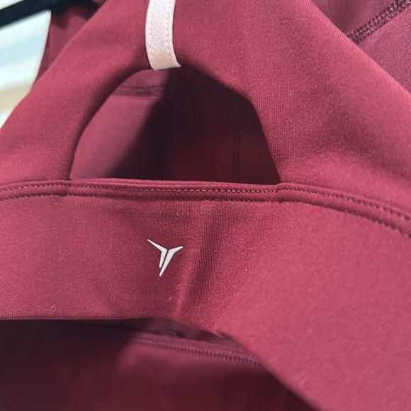 OLD NAVY SPORT BRA XS HIGH SUPPORT MAROOM RACERBACK - Picture 6 of 7